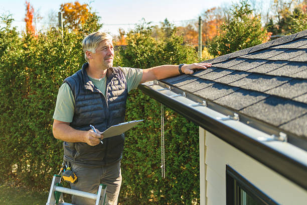 Professional Roofing technician working in Georgia, GA